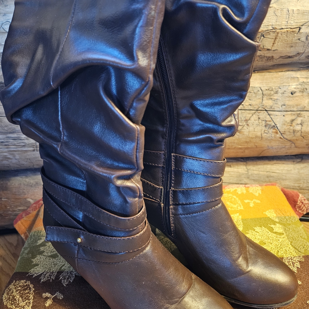 Maurices | Vienna | Brown Heeled Boots | Size 7.5 | Slouchy Women's Boots